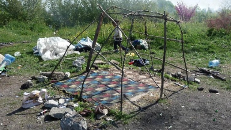 За 10-и път бутат ромското гето в "Малинова  долина"