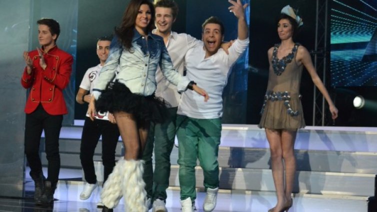 Финалистите от X Factor пеят в София и Пловдив