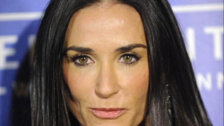 Деми Мур изпълни заканата си – смени си името в Twitter