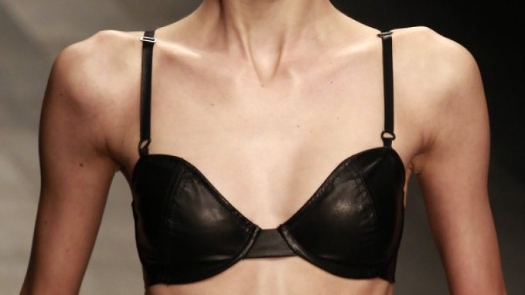 "Вог" се отказва от кльощавите манекенки