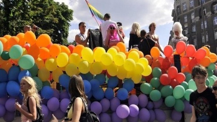 "Разкрий цветовете си" &ndash; гей парадът е на 30 юни