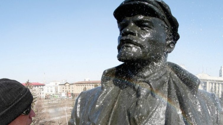 Май, Ленин не е починал от естествена смърт?!