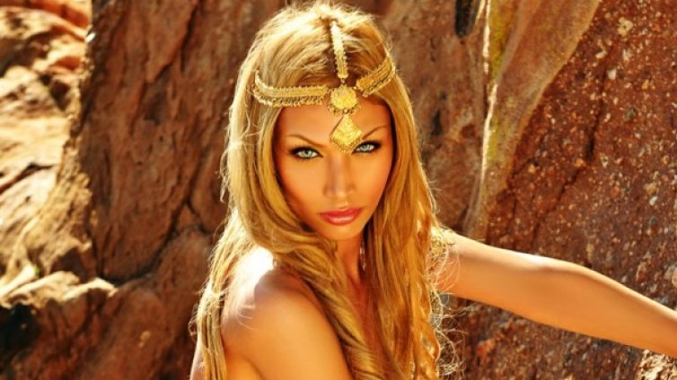 8 прекрасни жени, които са се родили мъже