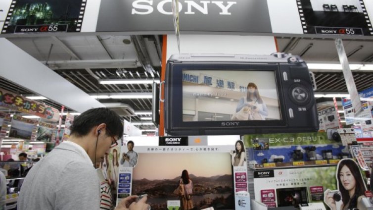 Sony се срина с рекордна годишна загуба