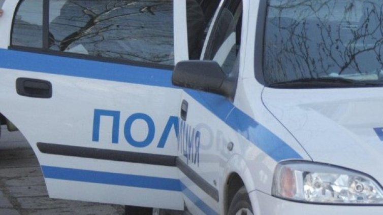 Психичноболна плаши, че ще се самоубие заедно с детето си  