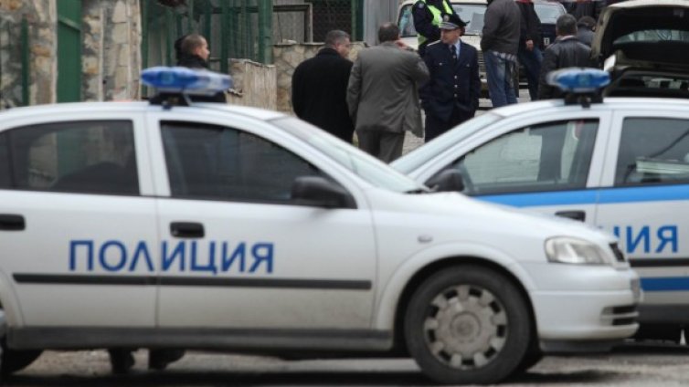 Спипаха служител на НАП с подкуп от 3 бона