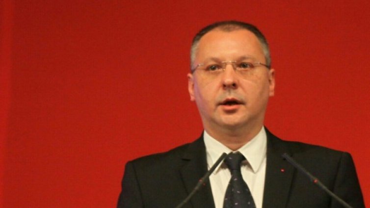 Станишев качи още 2%, прегази Кадиев за лидер на БСП