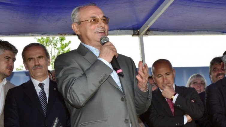 Починахме си, налага се да управляваме, сигурен е Доган