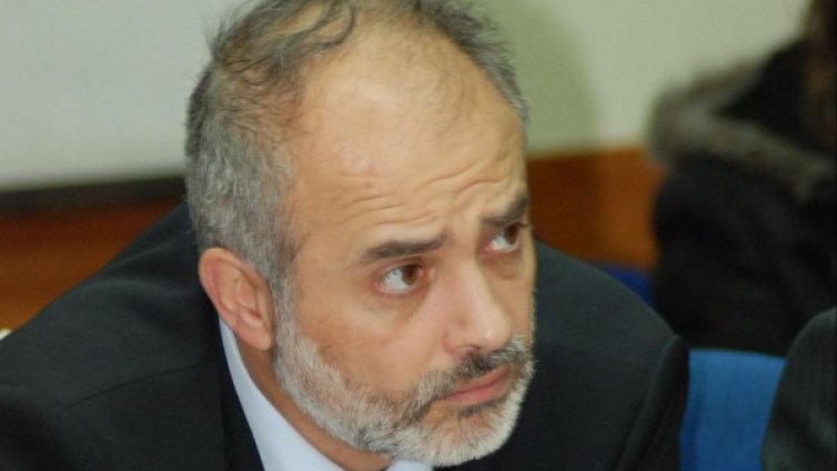 Всички нуждаещи се ще получат помощ, обеща Младенов