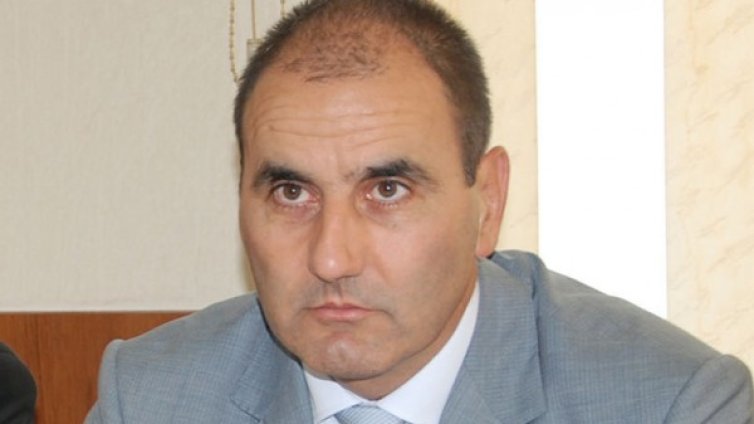 Полицаите грабват мегафоните при трус над 4 по Рихтер 