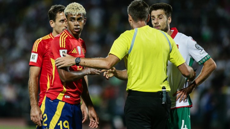 Вуцов и милостива Испания спасиха страхлива България от разгром, отнесохме само тройка