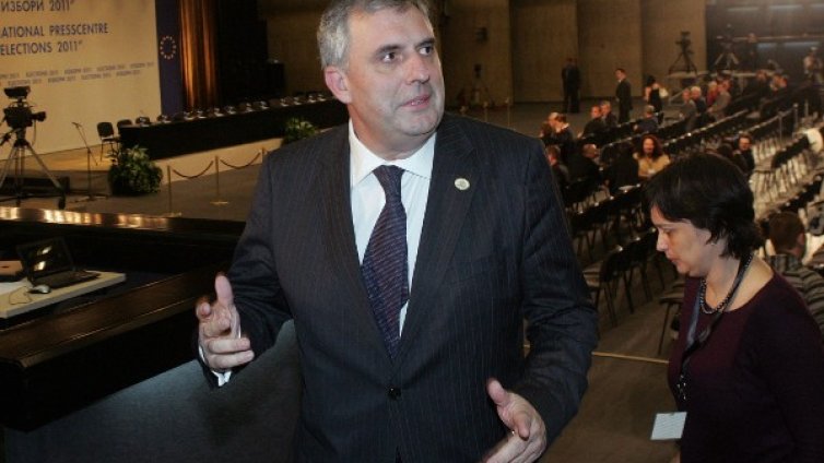 България да отложи влизането си в Шенген, съветва Калфин