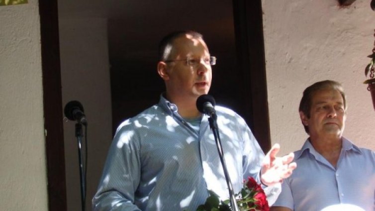 Станишев с мисия &ndash; да свали ГЕРБ