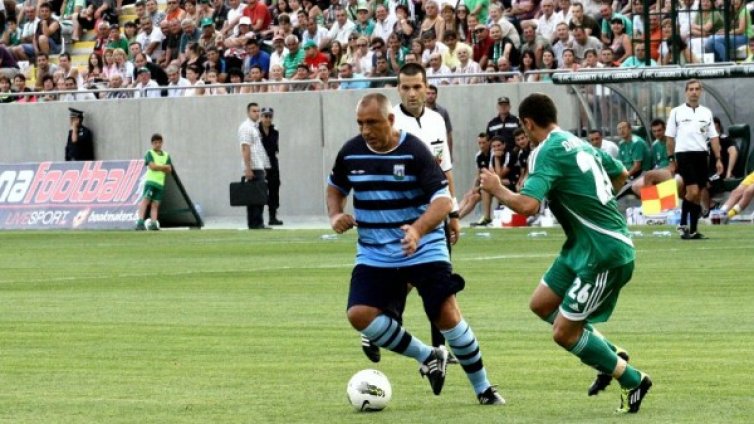 Премиерско показно как се вкарват 4 гола на шампиона