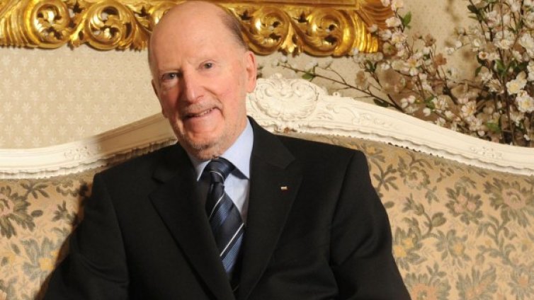 Вие обещахте туй, обещахте онуй! Къде съм обещал?, пита Царя