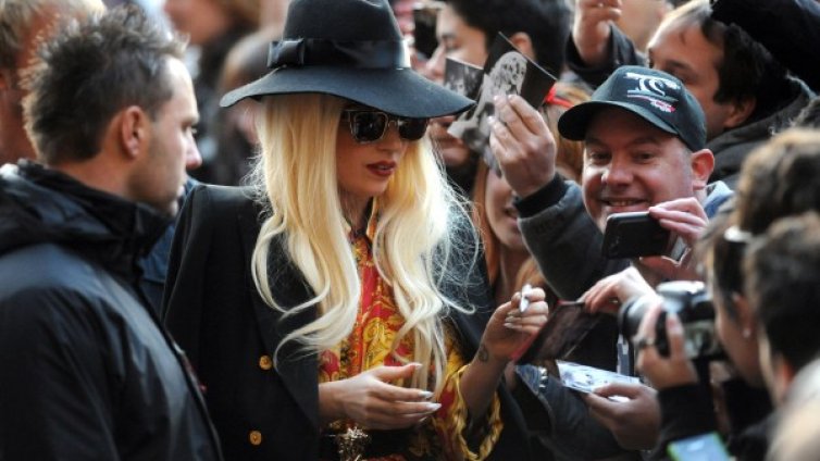 Строим замък за Лейди Гага, ще видим прераждането й 