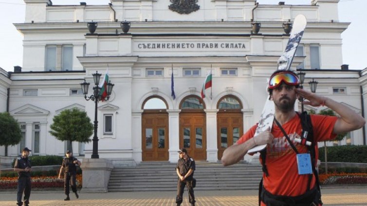 Въздържало се вето за горите