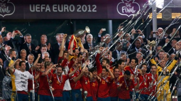 Испания във възторг &ndash; ликува до зори. Сълзи в Италия