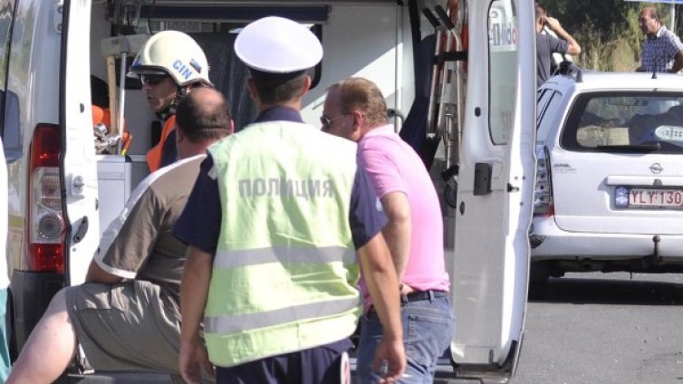 Повреден рейс попари пътник край Поморие