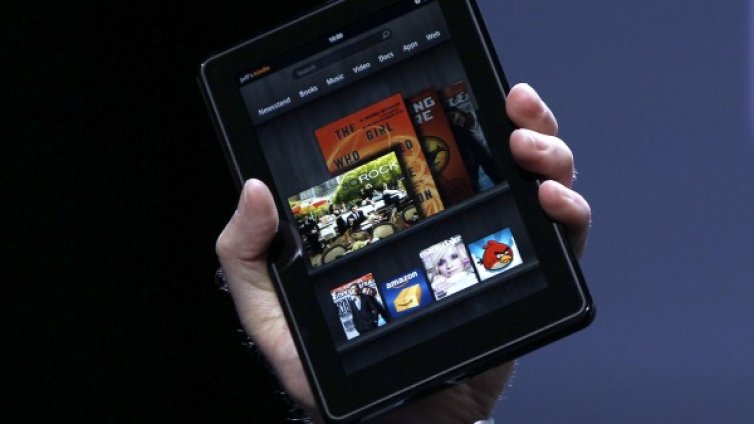 Amazon атакува Apple и със смартфон 