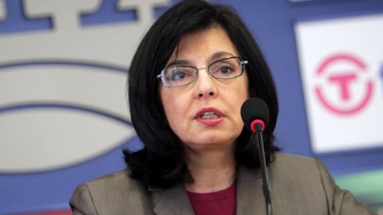 Политиците в търсене на поредната вълна за яхане