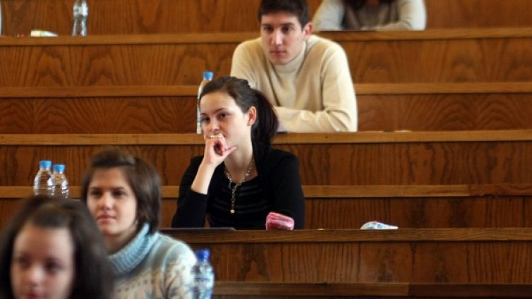 Между Съединението и цар Симеон на изпита по история в СУ