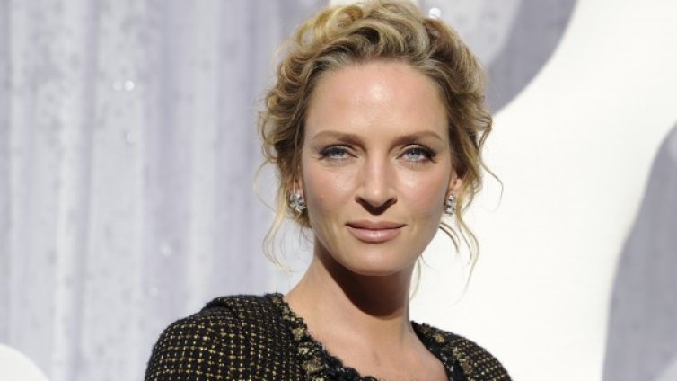 Ума Търман роди. Засега момиченцето няма име