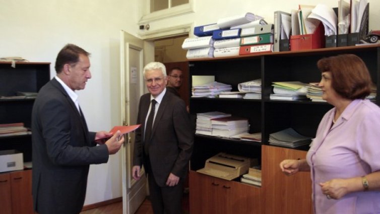 24 юли &ndash; дебатът по вота срещу кабинета "Борисов"