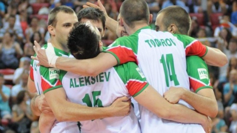 Волейболен национал с контузия в коляното