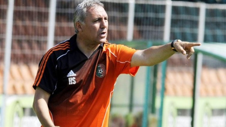 Стоичков търси паралия за Локо Пловдив