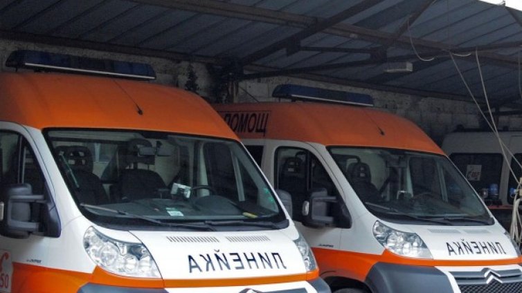 Седем души пострадаха при катастрофа на Юндола