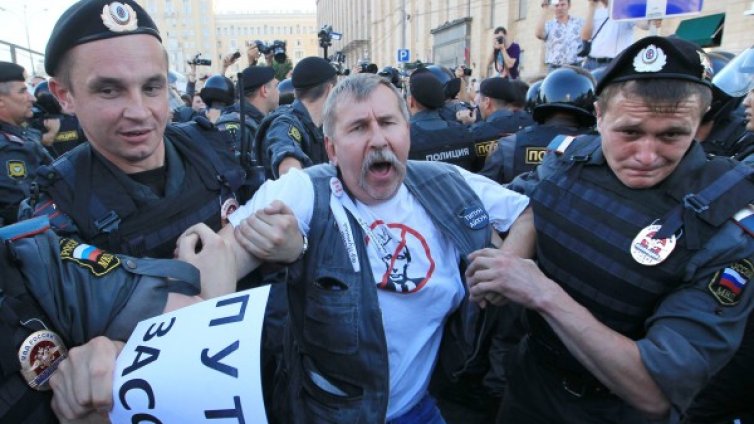 Желанието за протест в Русия се увеличава, смятат социолози