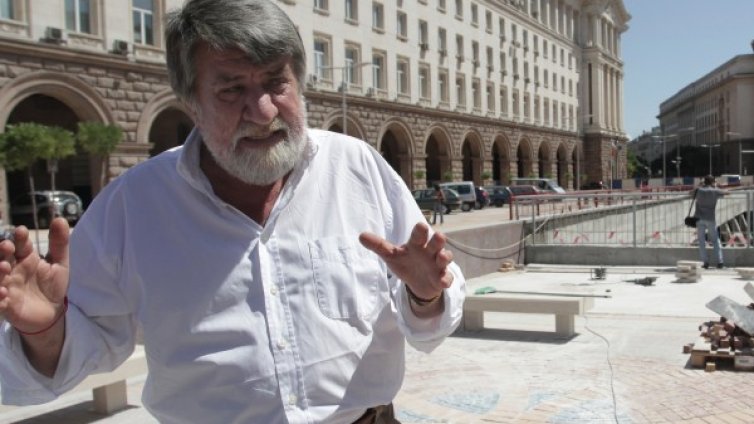 За сексуалната идентичност и дипломацията 