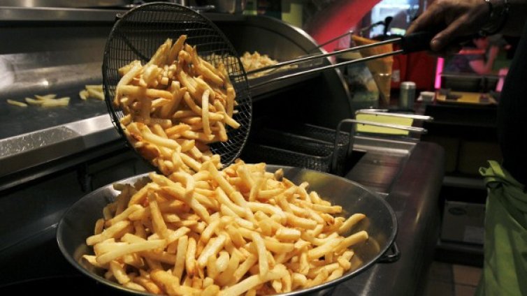 Хранително отравяне &ndash; често срещан проблем през лятото