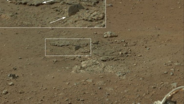 НАСА пусна първата "цветна мозайка" от Марс