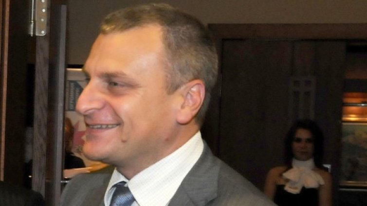 Слагате чадър над далаверите в Столична община, ревна БСП