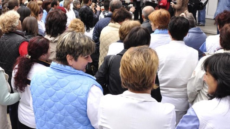 Нападението над лекари ще се наказва строго