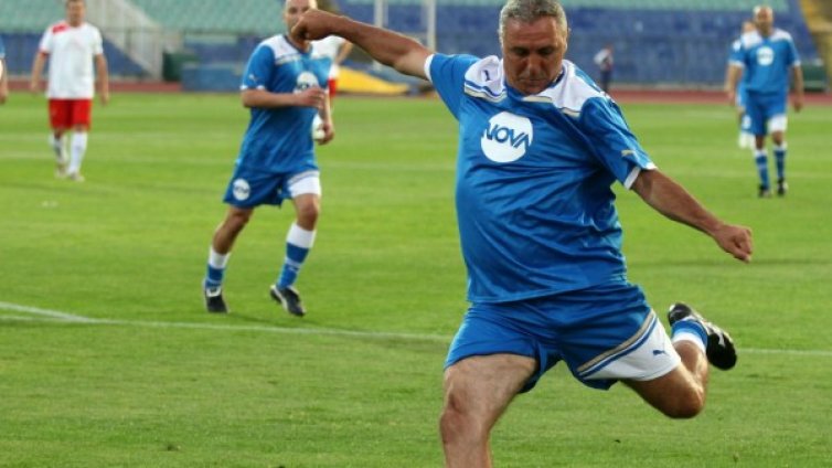 Стоичков се закани на "милионерите" от Лудогорец