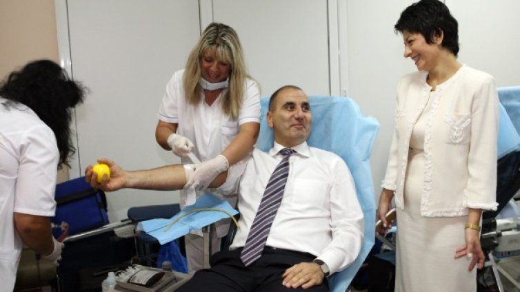 Над 500 души са дарили кръв в София 