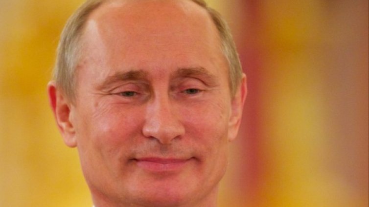 Путин връща назад скромните реформи на Медведев