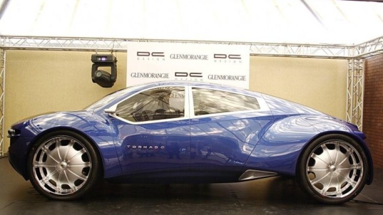 Мощно Торнадо от Индия