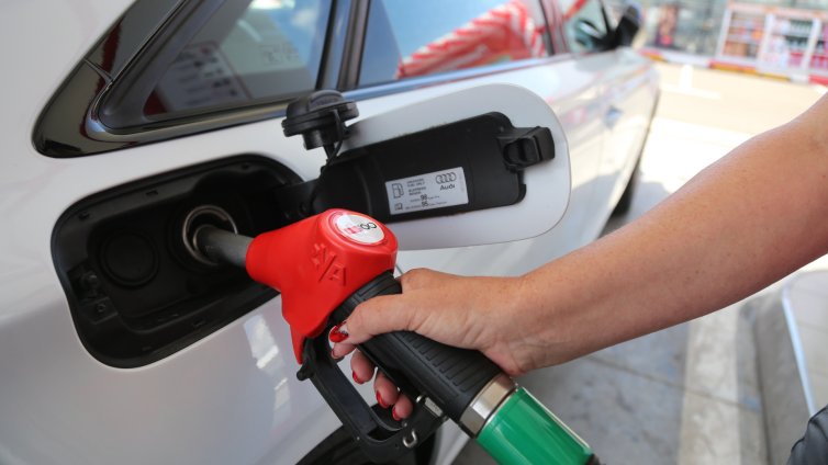 Цените на горивата в Гърция тръгнаха нагоре