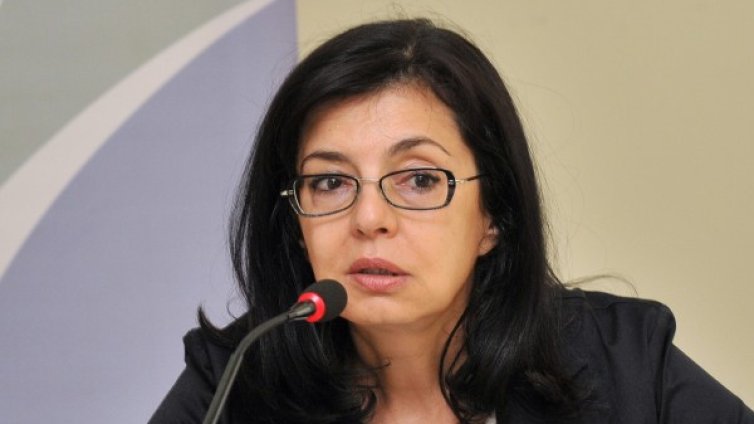 Вместо да работим да паднат визите за САЩ, губим доверие!