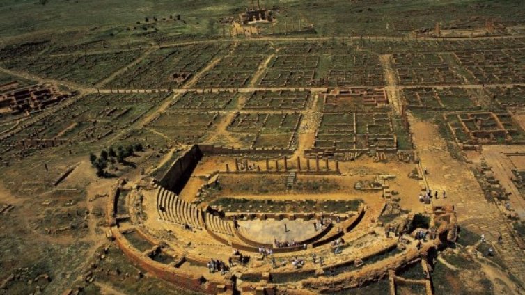 Руините на Тимгад - паметник на велики битки и охолен живот 