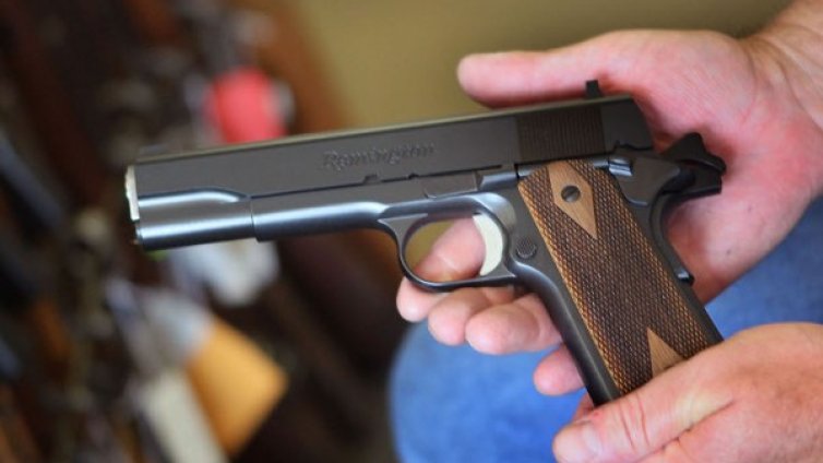 Трима в болница след шумен рожден ден в Монтана 