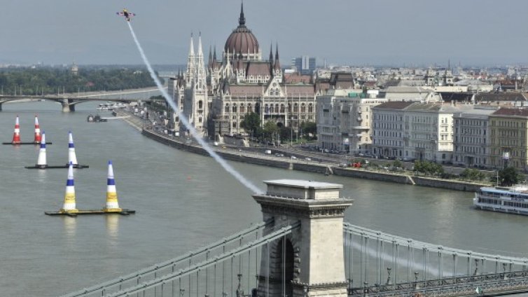 8000 души са евакуирани в Будапеща заради бомба от Втората световна война