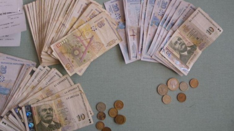 Разбиха престъпна група, ощетила бюджета с близо 6 милиона