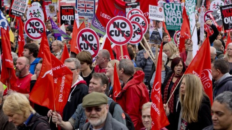 Десетки хиляди на протест в Лондон