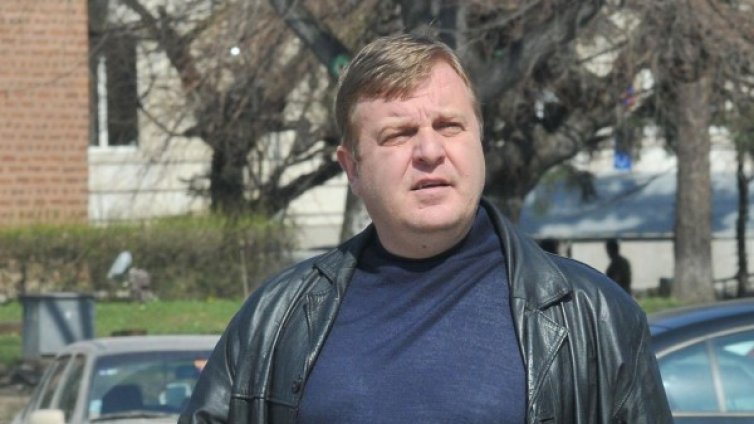 Преизбраха Каракачанов за лидер на ВМРО