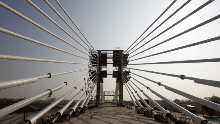 Всички договори за Дунав мост 2 на светло, зове СДС 